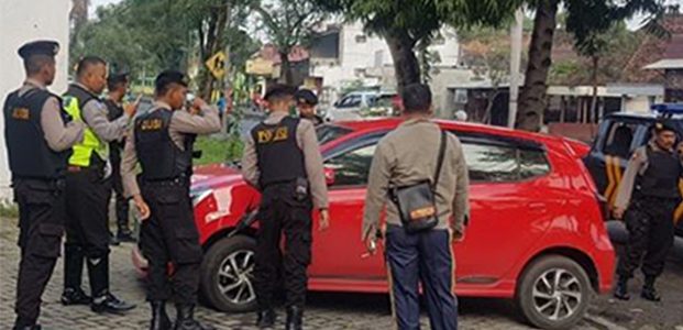 Mobil Hasil Rampasan di Surabaya, Ditemukan di Peterongan Jombang Mobil Hasil Rampasan di Surabaya, Ditemukan di Peterongan Jombang