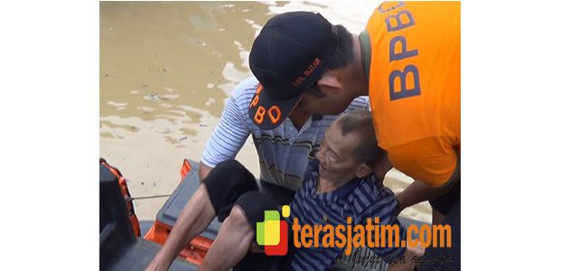 Banjir Bandang di Kabupaten Blitar, Warga Dievakuasi Banjir Bandang di Kabupaten Blitar, Warga Dievakuasi