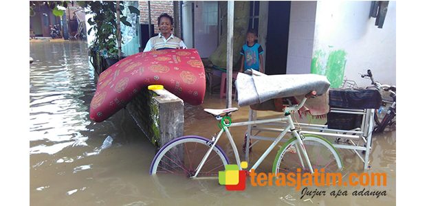 Tahun Berganti, Kampung Pulo Gentengan Direndam Banjir Tahun Berganti, Kampung Pulo Gentengan Direndam Banjir