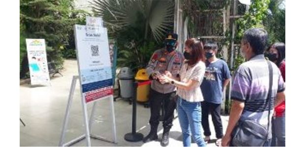 H+4 Lebaran Wisatawan di Kota Batu Melonjak, Petugas Perketat Prokes H+4 Lebaran Wisatawan di Kota Batu Melonjak, Petugas Perketat Prokes