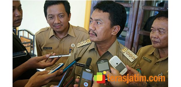 Dana Cekak, Bupati Jombang Enggan Tetapkan Status KLB DBD Dana Cekak, Bupati Jombang Enggan Tetapkan Status KLB DBD