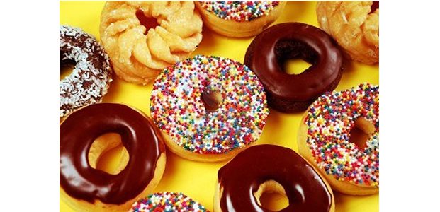 Kenapa Kue Donat Bolong di Tengah ? Kenapa Kue Donat Bolong di Tengah ?