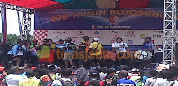 Tour de Bojonegoro, Sempat Diwarnai Adu Mulut Saat Undian Kupon Tour de Bojonegoro, Sempat Diwarnai Adu Mulut Saat Undian Kupon
