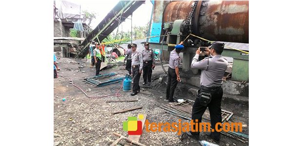 Polres Banyuwangi, Tutup Paksa Puluhan Tambang Tanpa Ijin Polres Banyuwangi, Tutup Paksa Puluhan Tambang Tanpa Ijin