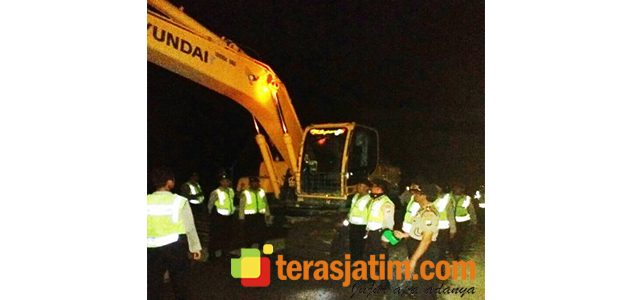 Ditengarai Masih Nekat Beroperasi, Polres Banyuwangi Gerebek Tambang Galian C Ilegal Ditengarai Masih Nekat Beroperasi, Polres Banyuwangi Gerebek Tambang Galian C Ilegal