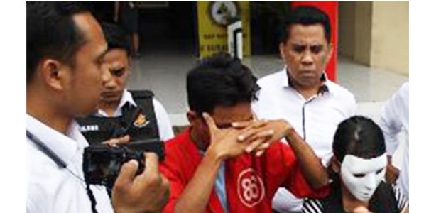 Kedapatan ‘Jual’ Istrinya, pria Asal Cerme Gresik Dibui Kedapatan ‘Jual’ Istrinya, pria Asal Cerme Gresik Dibui