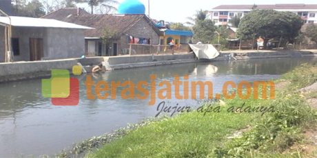 Buang Air di Sungai, Ngirit !