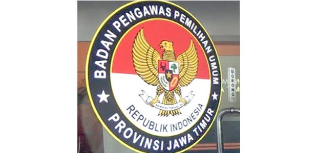 Jalani Sidang Pertama, Tiga Komisioner Bawaslu Jatim Ditahan Jalani Sidang Pertama, Tiga Komisioner Bawaslu Jatim Ditahan