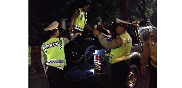 Ngetes Motor Untuk Balap Liar, Pemuda di Mojokerto ini Tewaskan Pegawai Pabrik Ngetes Motor Untuk Balap Liar, Pemuda di Mojokerto ini Tewaskan Pegawai Pabrik