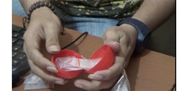 Modus Baru, Edarkan Sabu dalam Bola Plastik