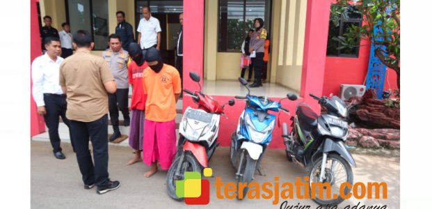Kakak Adik di Bangkalan Bunuh Teman Satu Sekolah, Motor Korban Digadaikan Kakak Adik di Bangkalan Bunuh Teman Satu Sekolah, Motor Korban Digadaikan