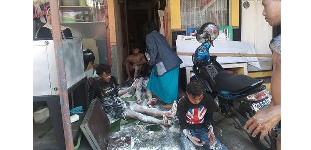 Tabung Gas Melon Meledak, 6 Karyawan Warung Terbakar Tabung Gas Melon Meledak, 6 Karyawan Warung Terbakar