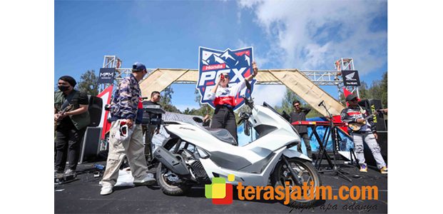 1000 Konsumen Nikmati Touring Seru dan Penuh Kebersamaan di Honda PCX Day 1000 Konsumen Nikmati Touring Seru dan Penuh Kebersamaan di Honda PCX Day