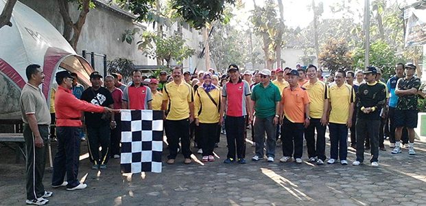 Kediri, TNI Gelar Jalan Sehat Bareng Rakyat Kediri, TNI Gelar Jalan Sehat Bareng Rakyat