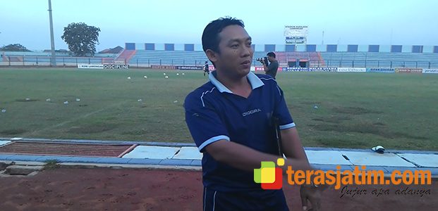 Kedatangan Calon Striker Persela, Molor Kedatangan Calon Striker Persela, Molor
