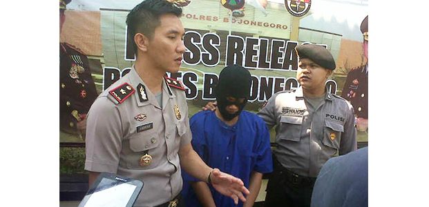 Sebelum Memperkosa Korbannya, Pemuda Asal Ngasem Bojonegoro ini Mengaku Mabuk Sebelum Memperkosa Korbannya, Pemuda Asal Ngasem Bojonegoro ini Mengaku Mabuk