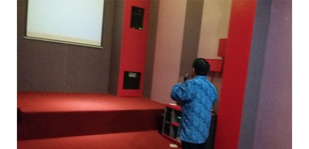 Ada Ruang Karaoke di Perpustakaan Umum Kota Madiun ? Ada Ruang Karaoke di Perpustakaan Umum Kota Madiun ?