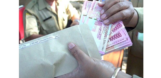 Kedapatan Terima Pungli, Salah Satu Pejabat di Pemkab Malang Terjaring OTT Kedapatan Terima Pungli, Salah Satu Pejabat di Pemkab Malang Terjaring OTT