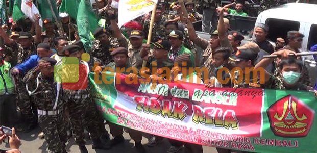 Aksi Ribuan Banser Menolak PKI Gaya Baru Aksi Ribuan Banser Menolak PKI Gaya Baru