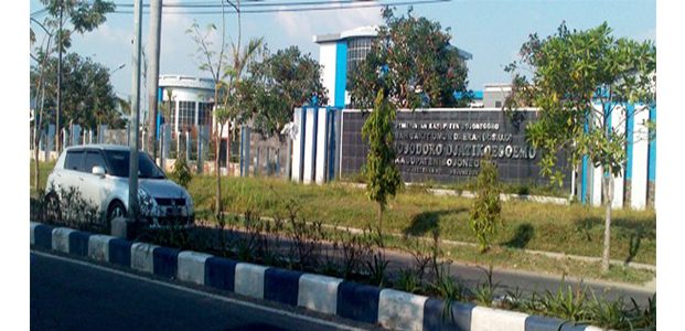 Mahasiswa PMII Demo, Ketua Dewan Janji Mundur Bila RSUD Tidak Pindah Mahasiswa PMII Demo, Ketua Dewan Janji Mundur Bila RSUD Tidak Pindah