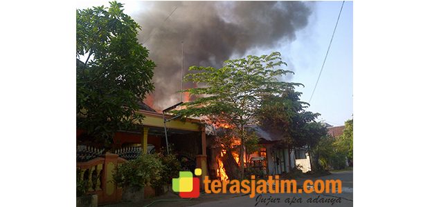 Gara-Gara Bensin Tumpah, Rumah Seisinya Ludes Terbakar Gara-Gara Bensin Tumpah, Rumah Seisinya Ludes Terbakar