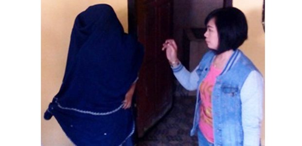 Polres Tuban Gerebek Pak Kades yang tengah berduaan dengan Bu Dosen di Kamar Hotel Polres Tuban Gerebek Pak Kades yang tengah berduaan dengan Bu Dosen di Kamar Hotel