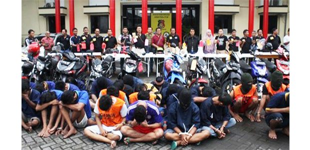Dalam 12 Hari Operasi Sikat Semeru, 101 Penjahat Jalanan di Surabaya Dibekuk Dalam 12 Hari Operasi Sikat Semeru, 101 Penjahat Jalanan di Surabaya Dibekuk