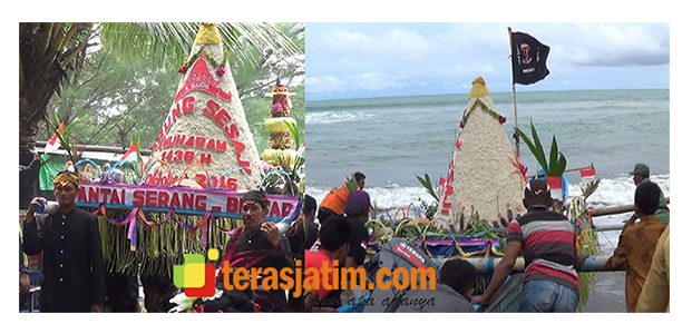 Peringati 1 Muharam, Nelayan Gelar Larung Sesaji di Pantai Serang Blitar Peringati 1 Muharam, Nelayan Gelar Larung Sesaji di Pantai Serang Blitar