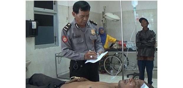 Rebutan Tempat Mangkal, Tukang Ojek Hajar Tukang Becak Rebutan Tempat Mangkal, Tukang Ojek Hajar Tukang Becak