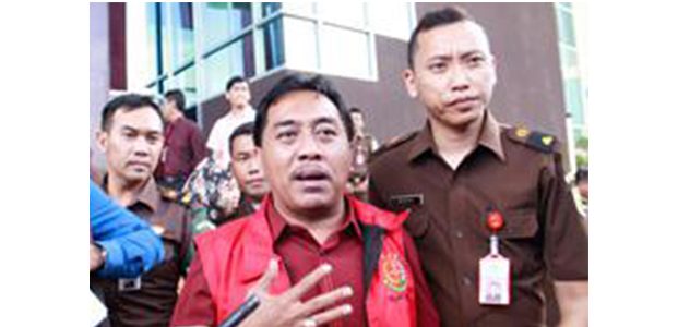 Dugaan Korupsi Dana Alokasi Khusus (DAK), Wakil Wali Kota Probolinggo Ditahan Dugaan Korupsi Dana Alokasi Khusus (DAK), Wakil Wali Kota Probolinggo Ditahan