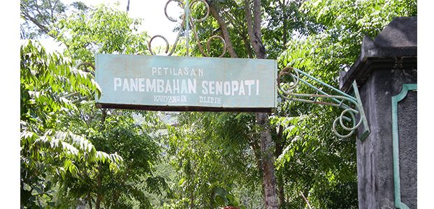 2 Warga Pacitan Tewas Saat ‘Kungkum’ di Petilasan Panembahan Senopati 2 Warga Pacitan Tewas Saat ‘Kungkum’ di Petilasan Panembahan Senopati